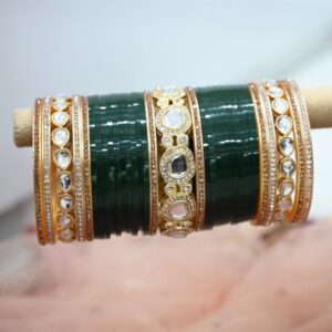 Latest Choora Design With Kundan Bangles In Green Colour