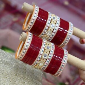 Chura Design In Kundan Style With Dotted Bangles Online